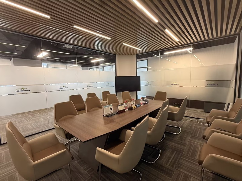 KingWish meeting room and office